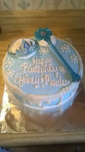 Frozen Birthday Cake!